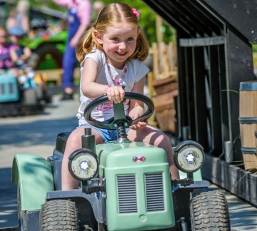 Avonturenboerderij Molenwaard_Zomerfoto_HR021_WimLanser.jpg