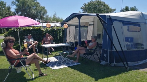 camping zomer.jpg