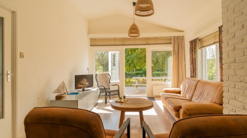 Oude Strandhuis woonkamer.jpg