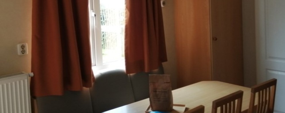 Chalet 4 woonkamer.jpg
