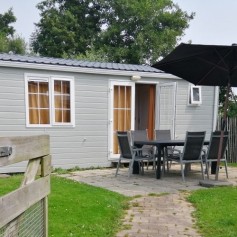 Chalet 4 tuin.jpg